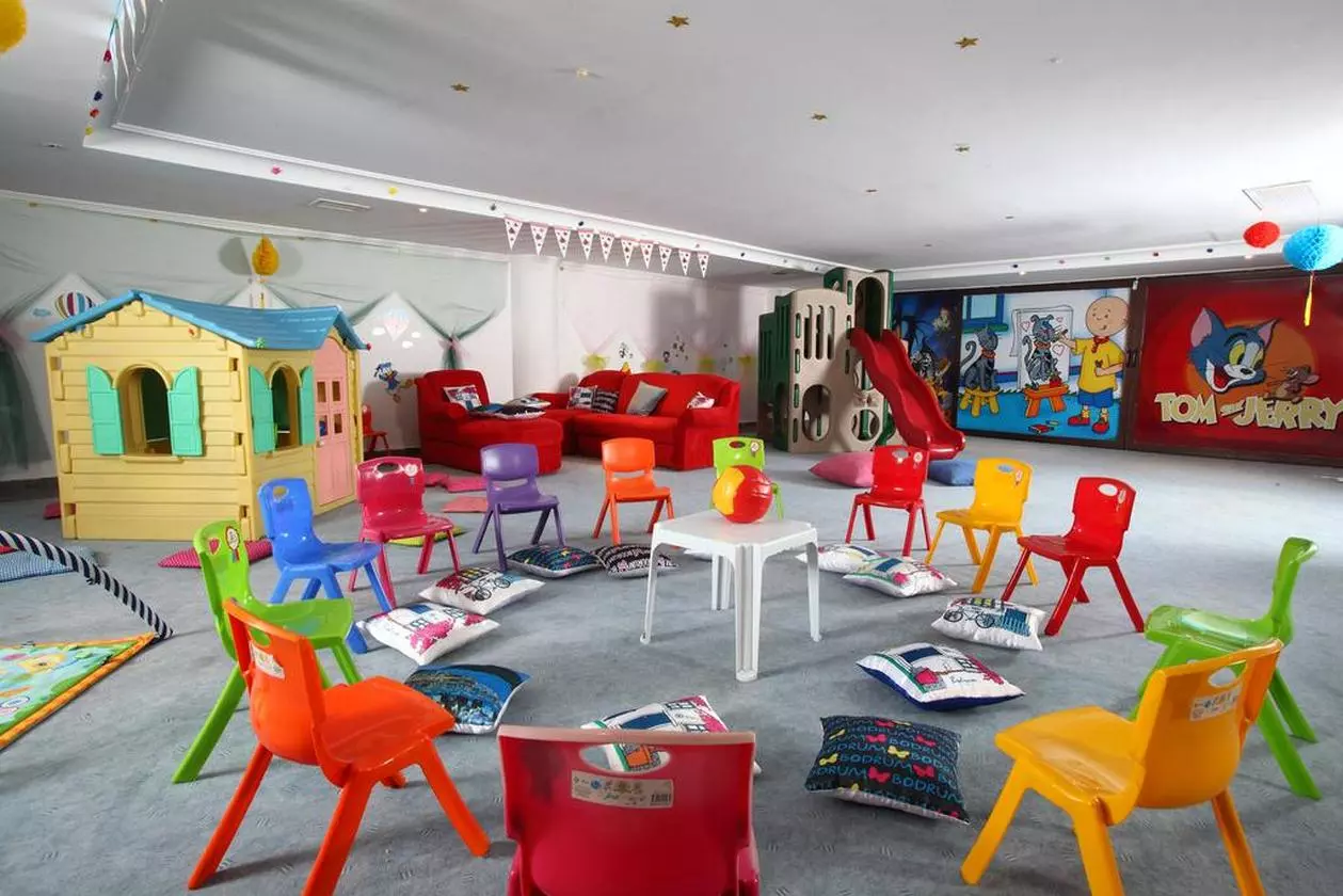 ROYALARENA_SHABAVIZ (3).jpg